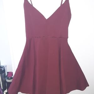 Maroon v-neck formal dress
